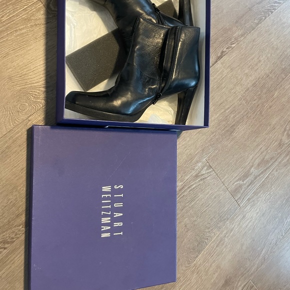 Black Stuart Weizmann heeled ankle boots - Picture 6 of 6